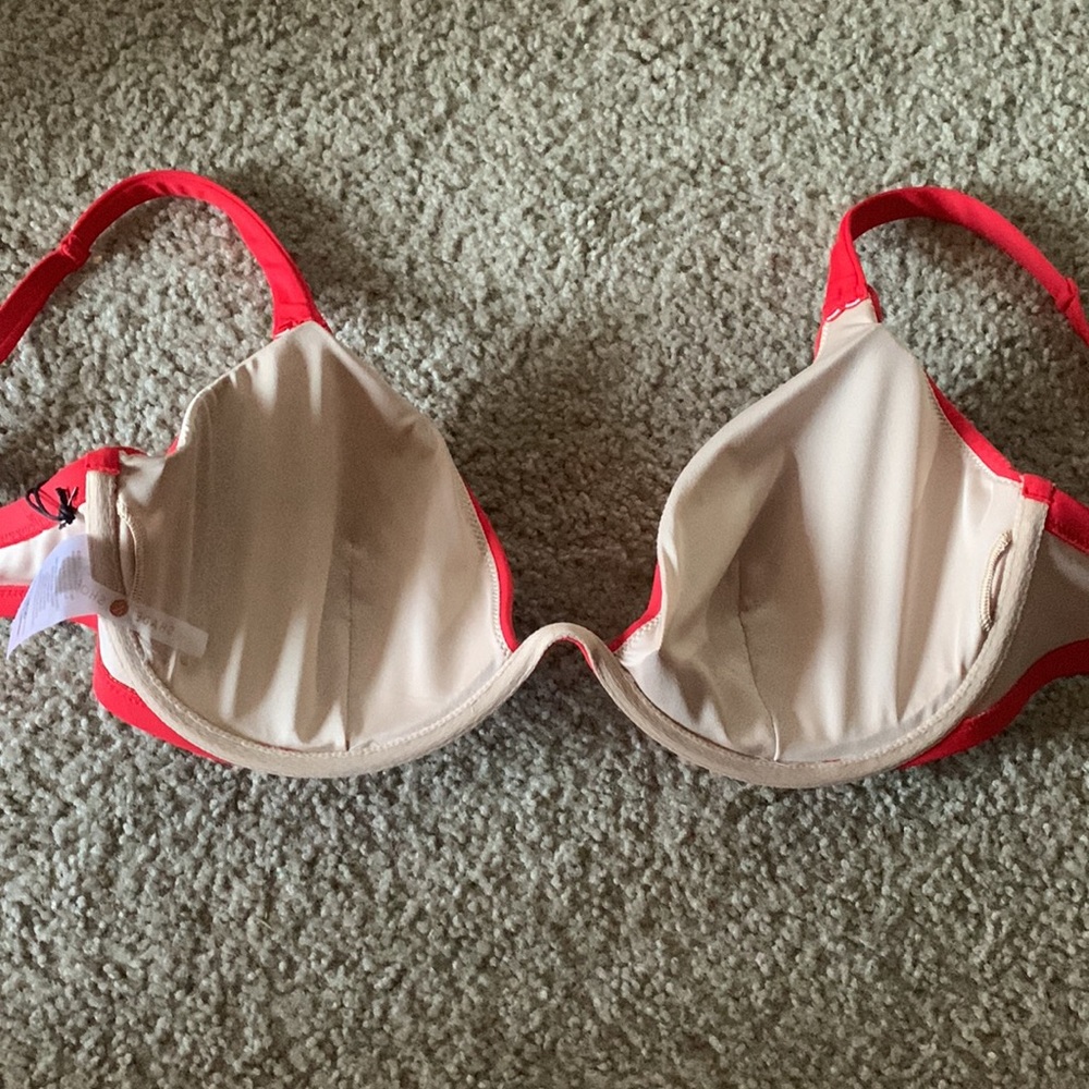 Red Hot Underwire Bikini - Picture 6 of 7